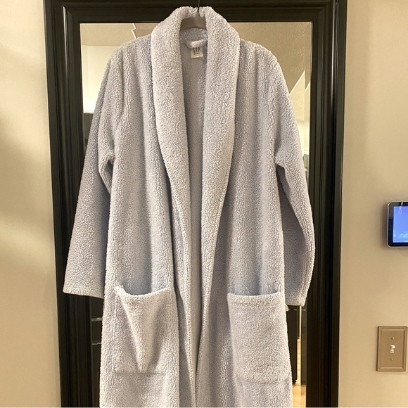 GAP Body Softest Plush Robe Full Length - Picture 5 of 9